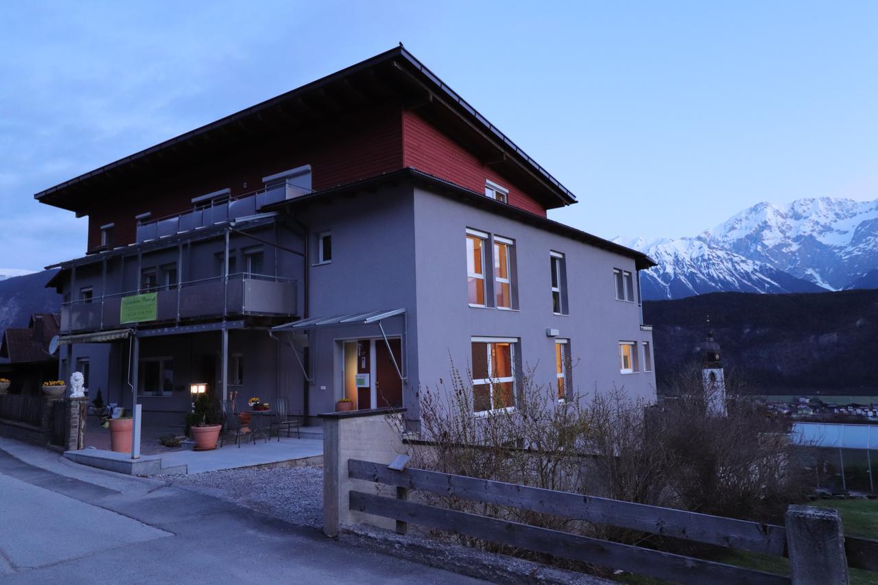 Gastehaus Possard Hotel Stams Ngoại thất bức ảnh