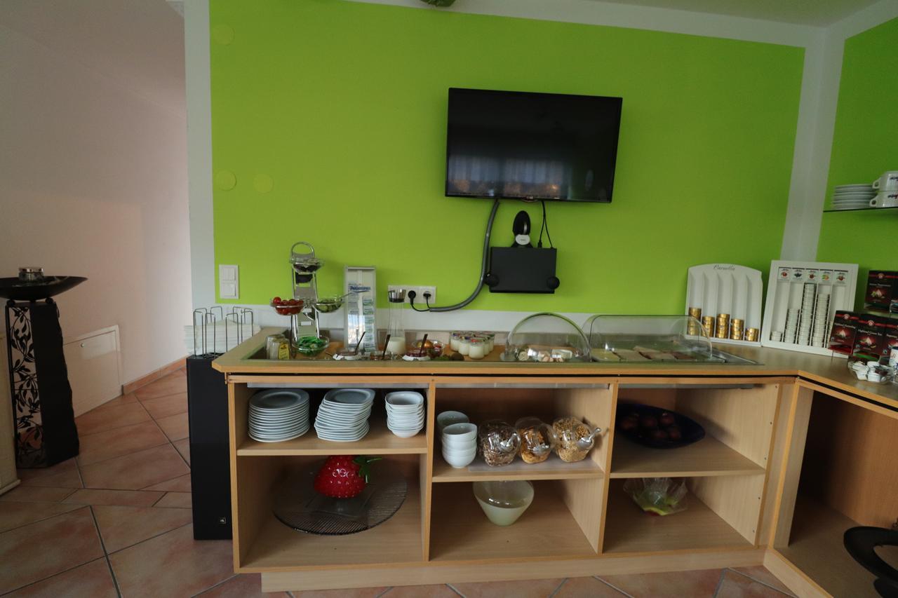 Gastehaus Possard Hotel Stams Ngoại thất bức ảnh